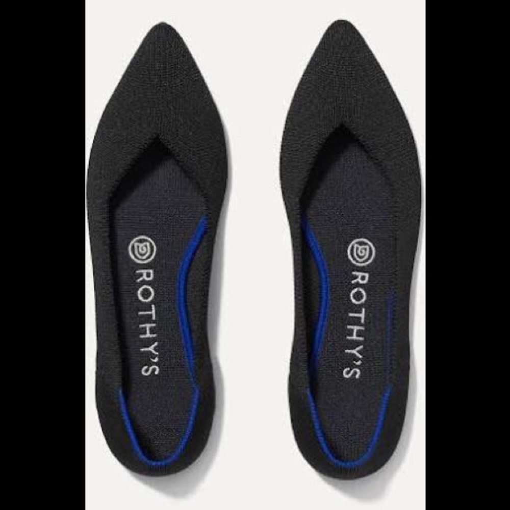 Rothy’s The Point in black